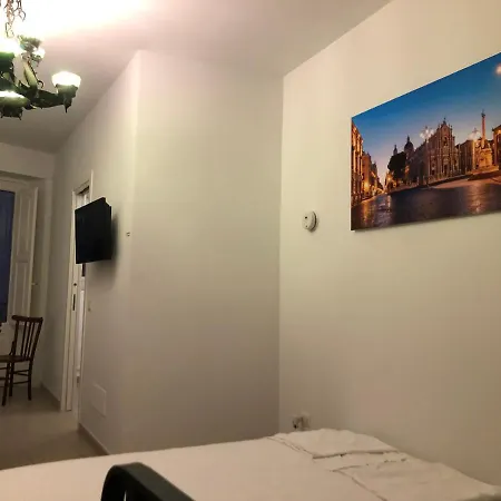 Garibaldi 94- Intera Casa A 2 Passi Dal Duomo Prázdninový dům