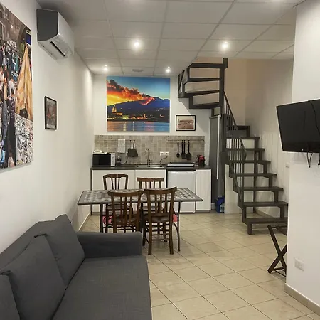 Prázdninový dům Garibaldi 94- Intera Casa A 2 Passi Dal Duomo *